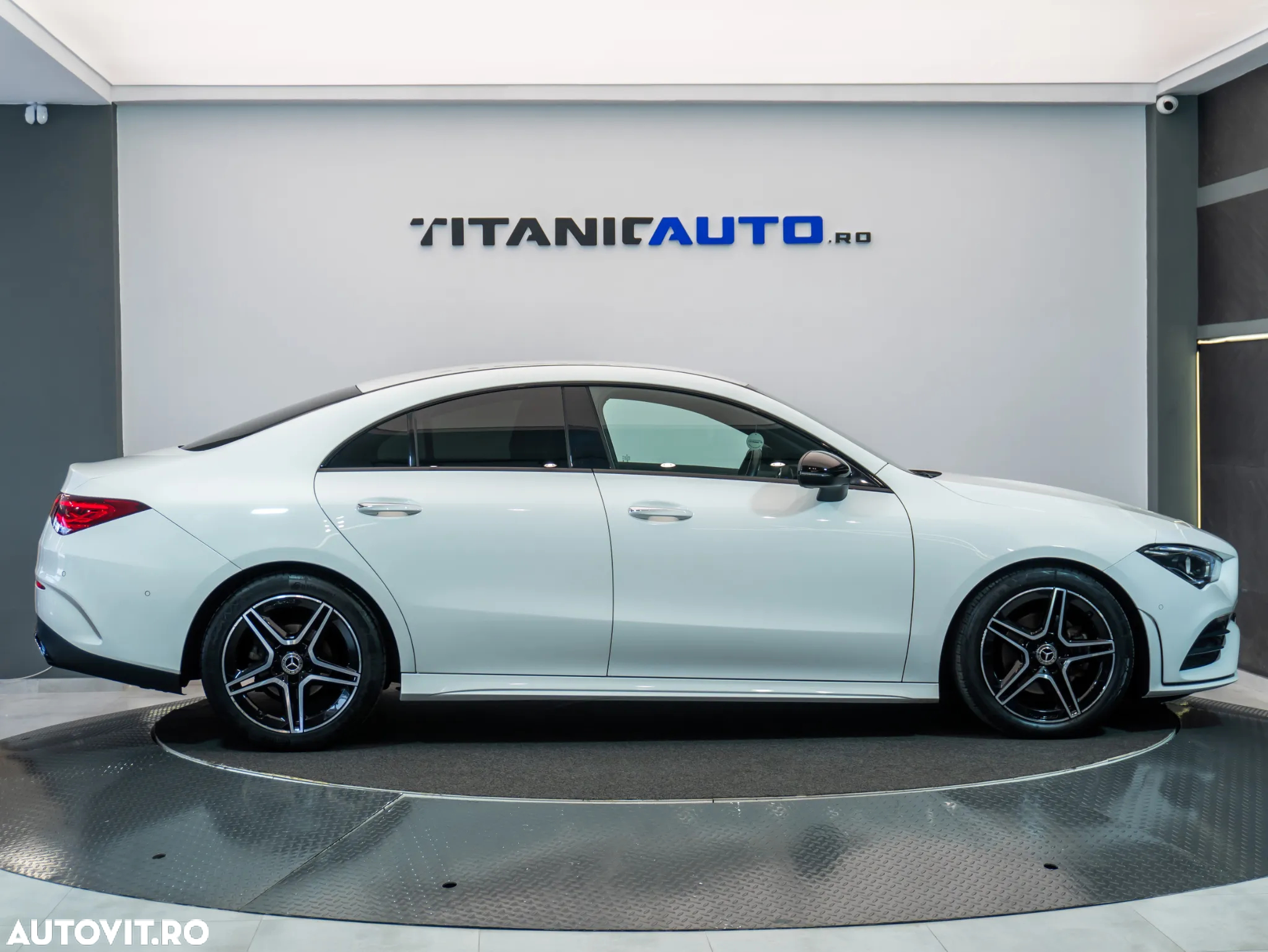 Mercedes-Benz CLA 180 d 7G-DCT AMG Line - 10