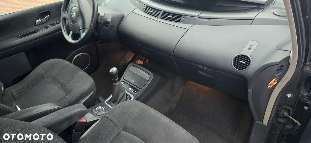 Renault Espace 2.0 dCi Expression - 9