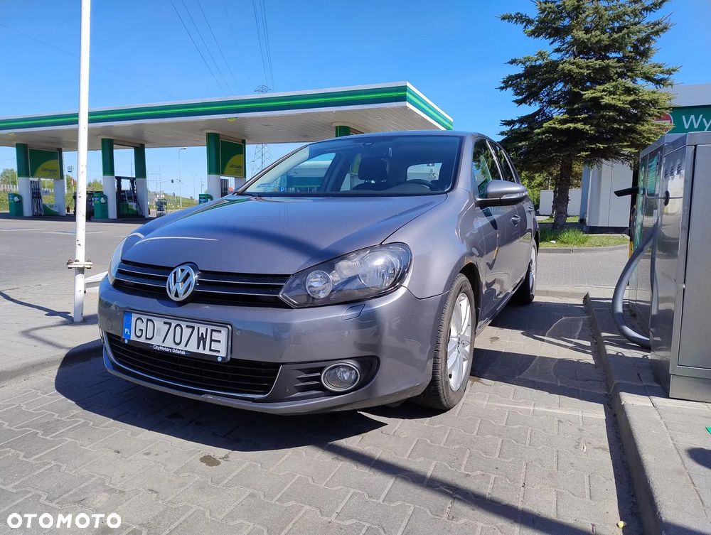 Volkswagen Golf VI 1.6 TDI Comfortline - 9