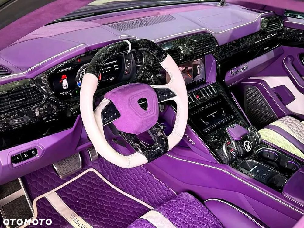 Lamborghini Urus - 10