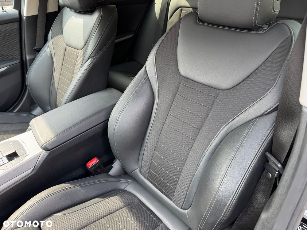 BMW Seria 3 318d - 9