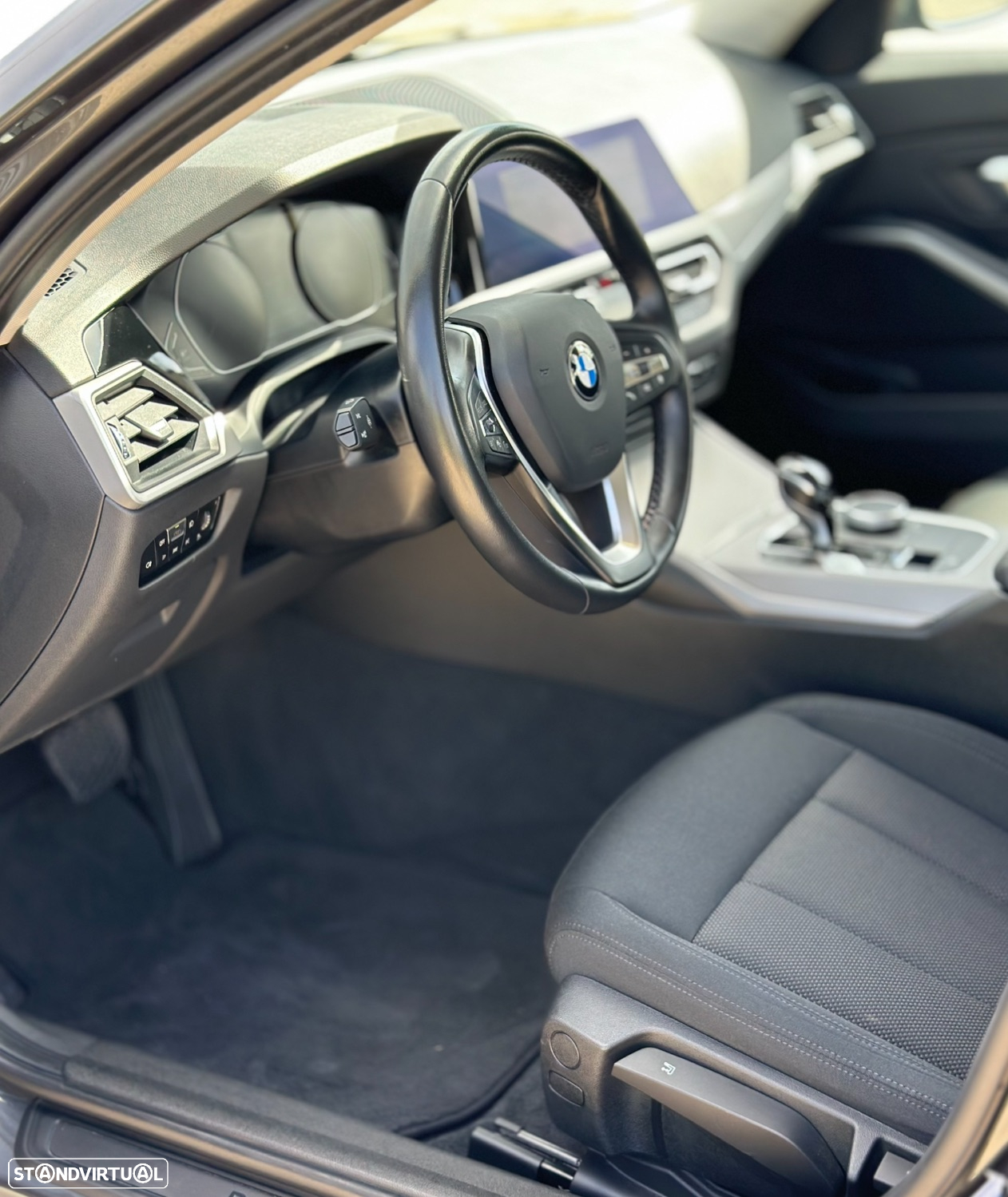 BMW 320 d Auto - 27