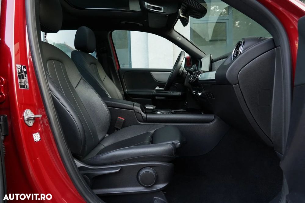Mercedes-Benz GLB - 17