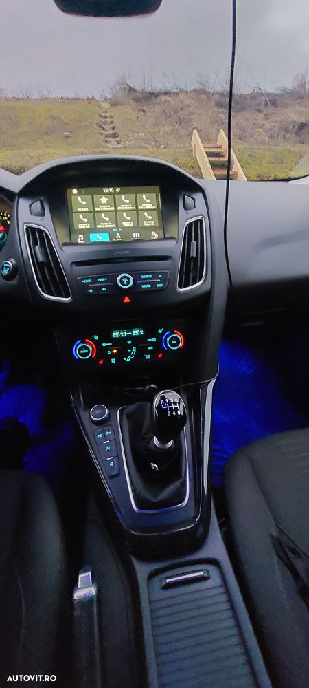 Ford Focus - 7