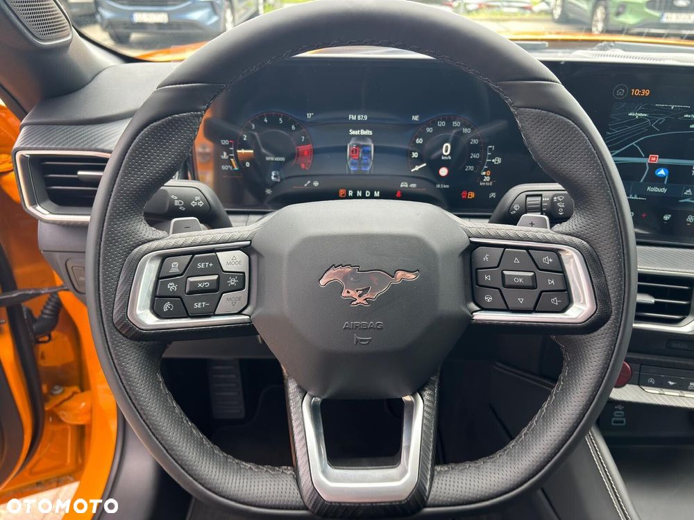 Ford Mustang - 22