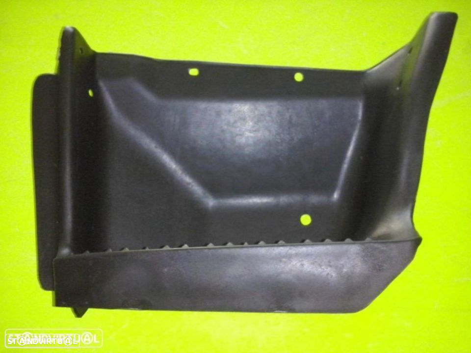 Estribo pousa pés degrau da cabine Toyota Dyna 2002-- (Novos) - 2