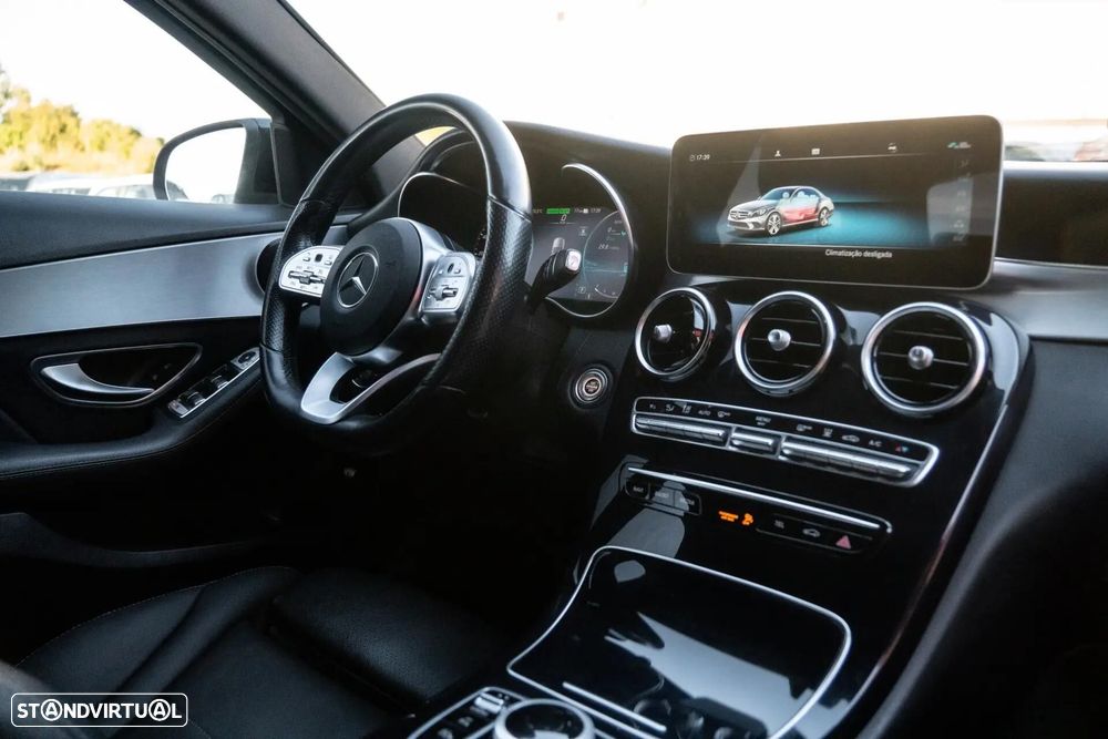 Mercedes-Benz C 300 de AMG Line - 24