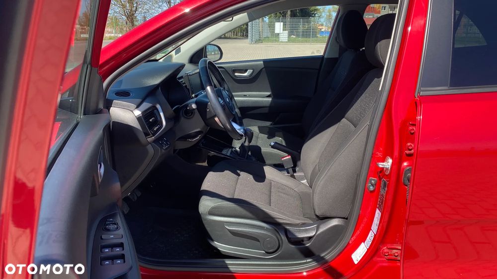 Kia Rio 1.0 T-GDI 100 Dream-Team Edition - 11