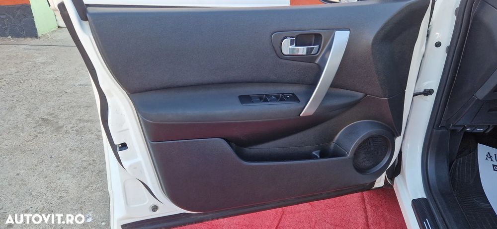 Nissan Qashqai - 14