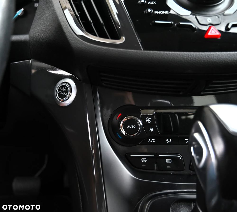 Ford Kuga - 20