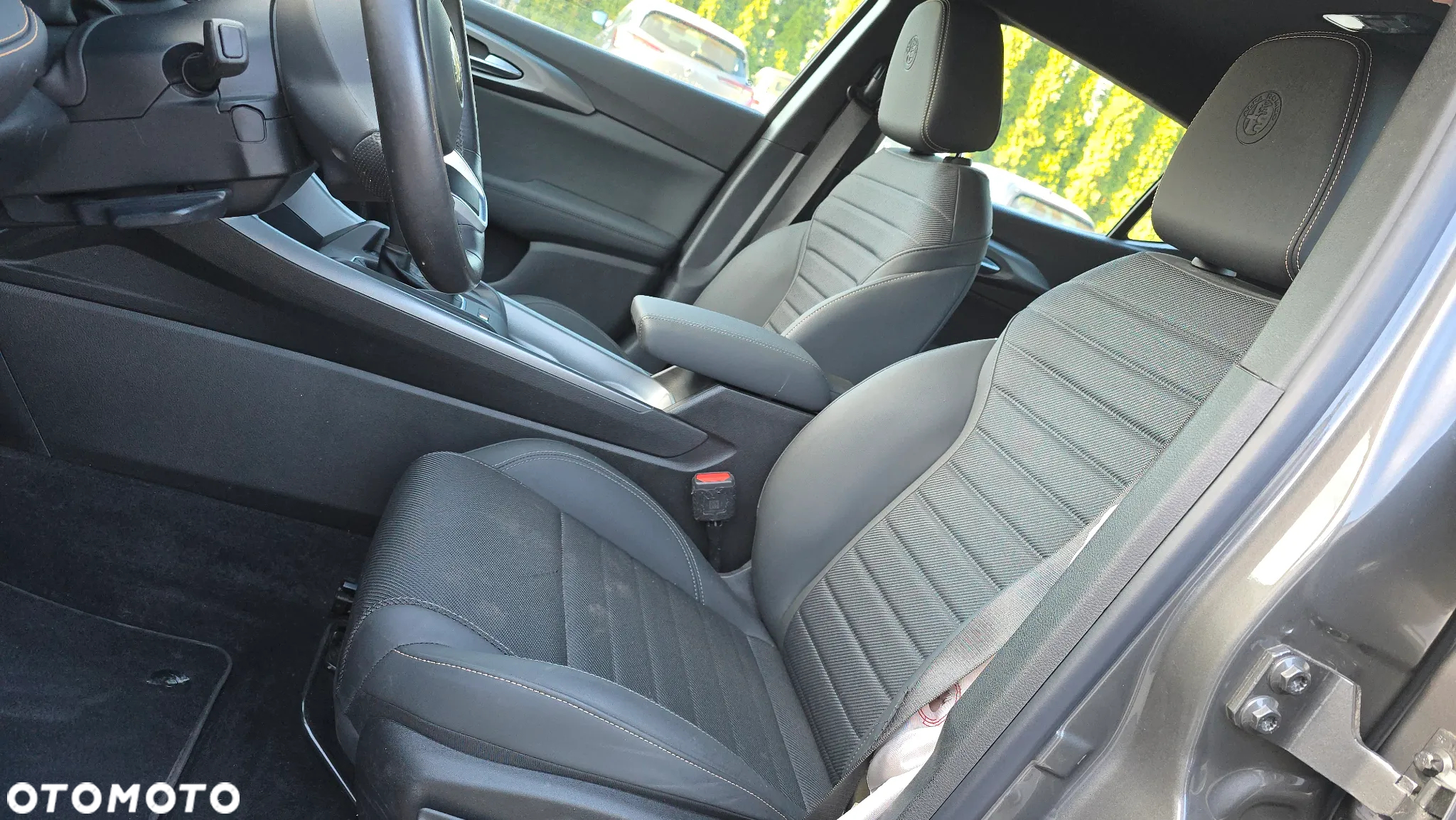 Alfa Romeo Tonale 1.5 VGT Hybrid Ti - 13