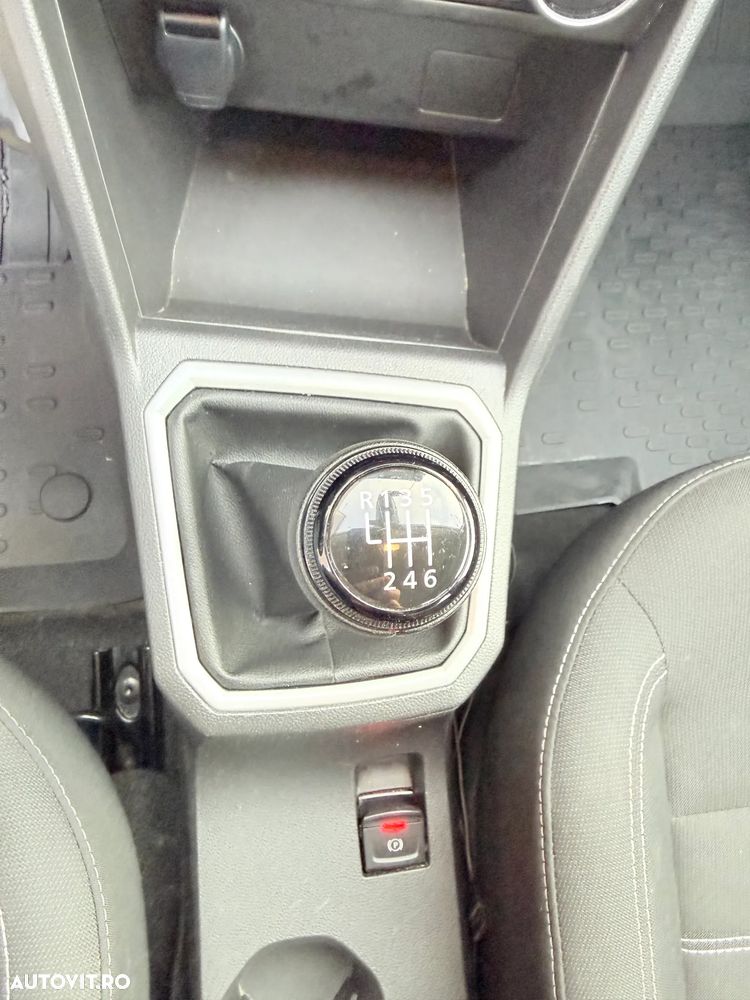 Dacia Logan TCe 90 MT6 Prestige+ - 11