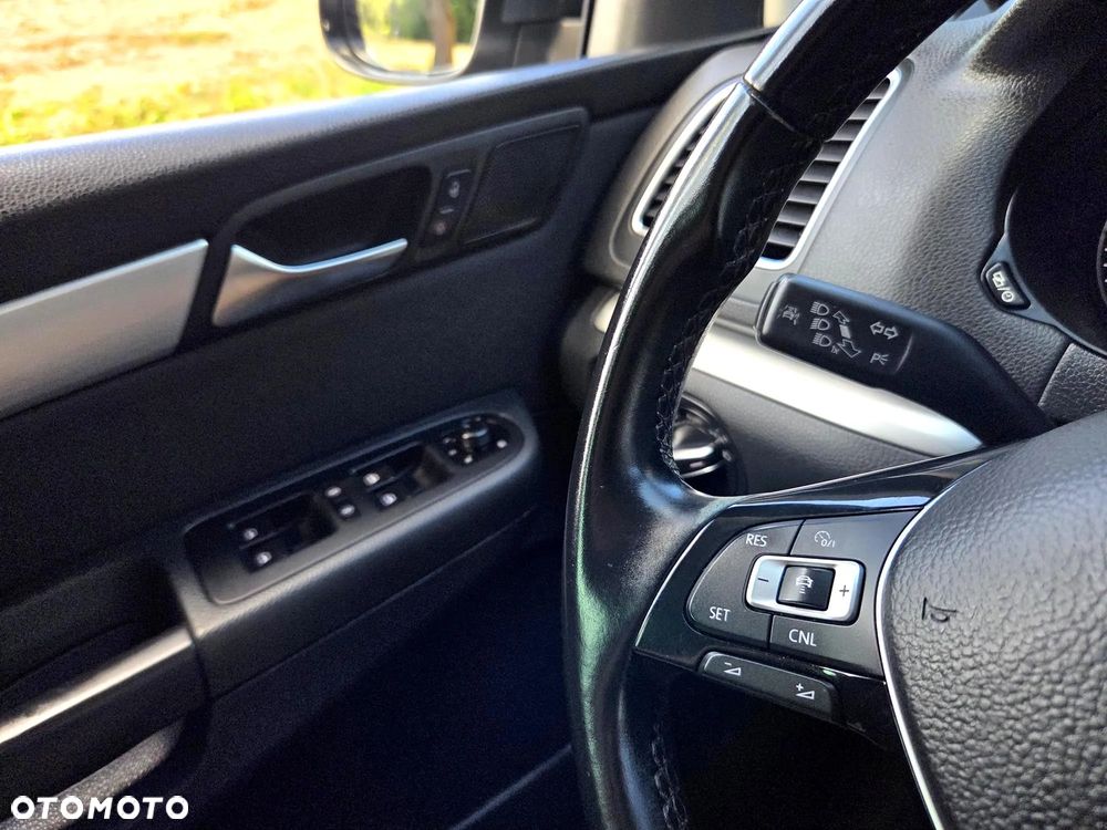 Volkswagen Sharan - 33