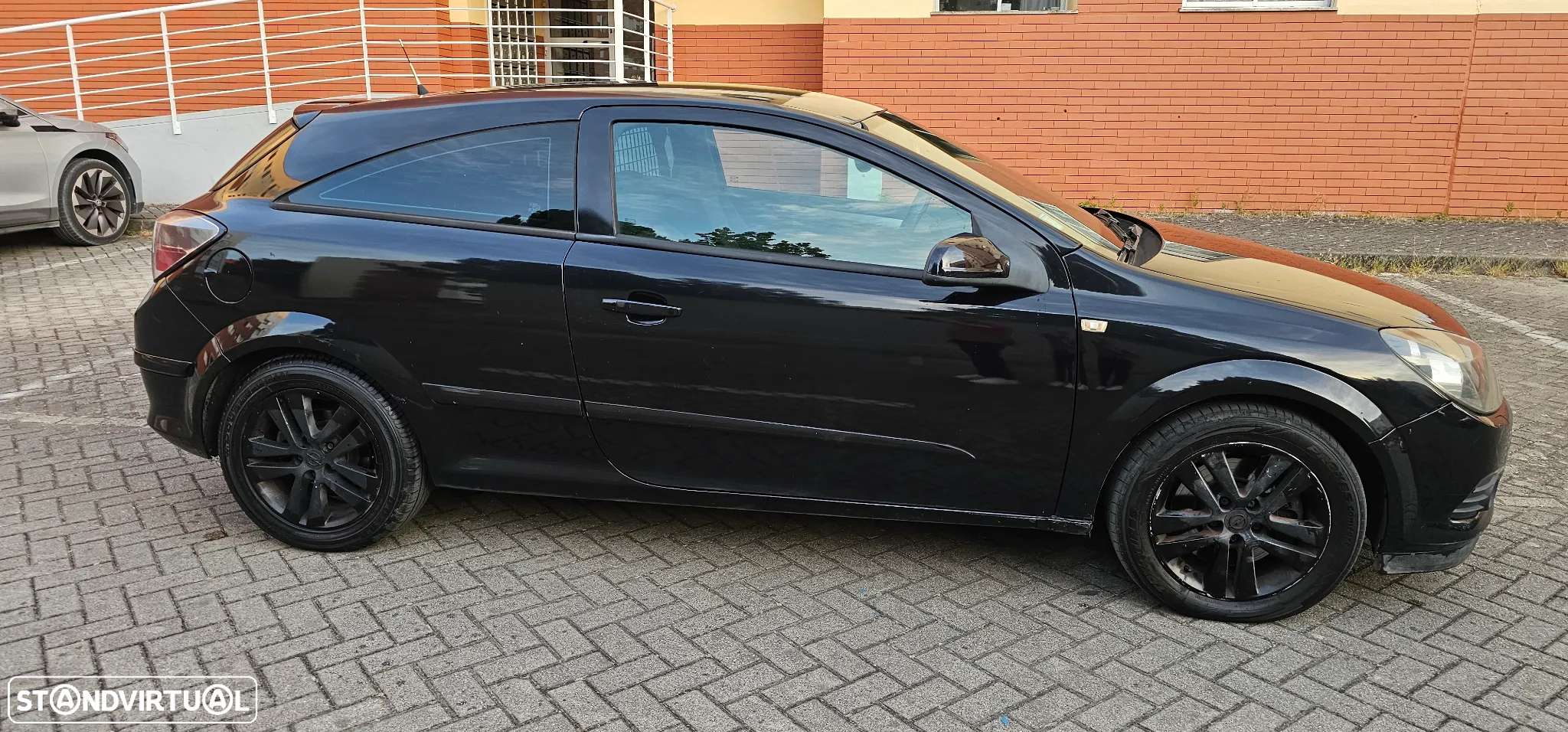 Opel Astra GTC 1.7 CDTi - 2