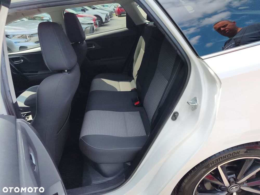 Toyota Auris - 15