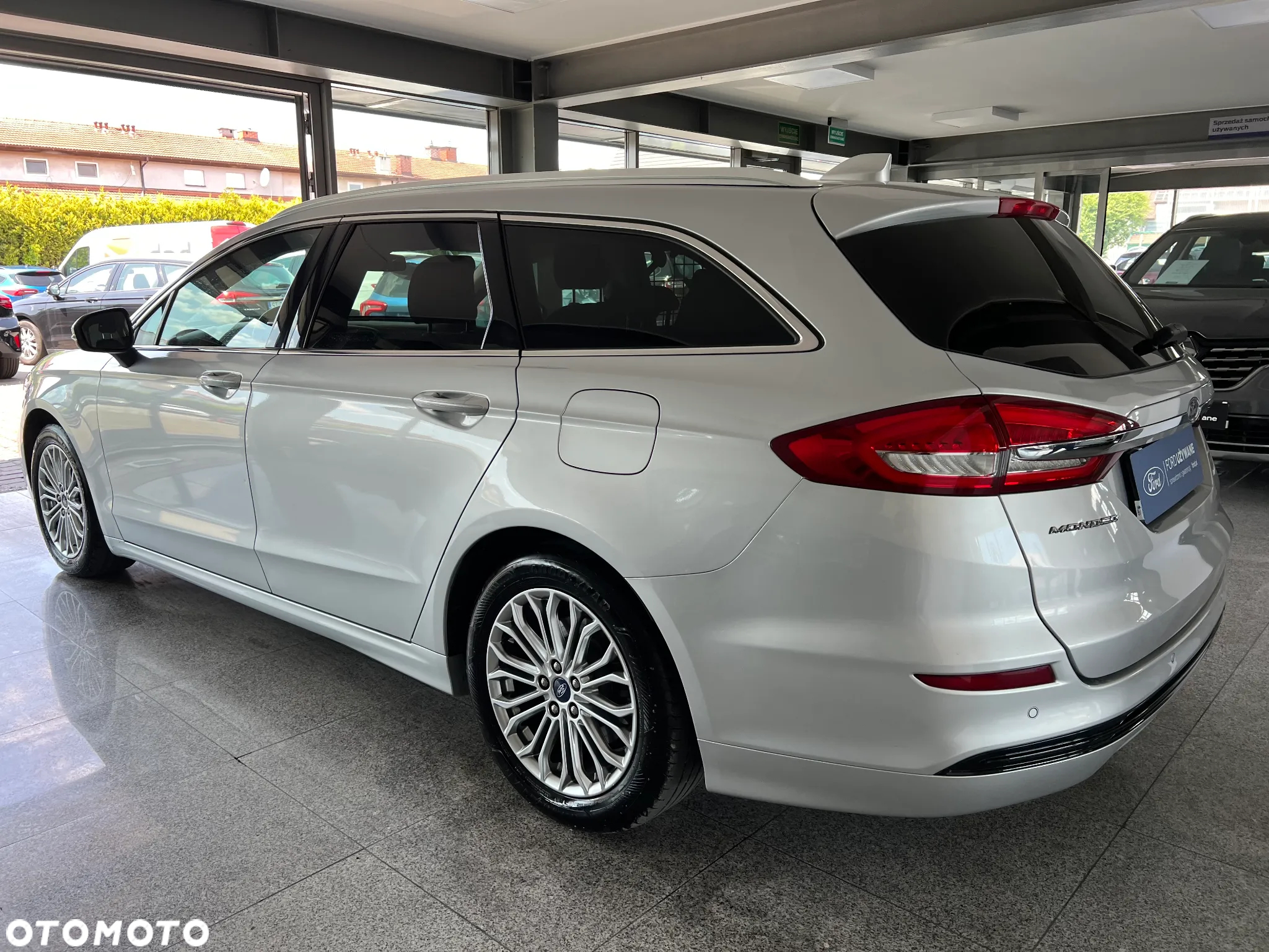 Ford Mondeo 2.0 EcoBlue Titanium - 11