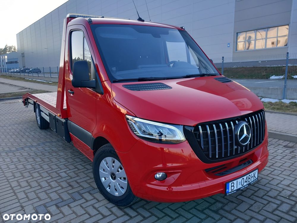 Mercedes-Benz Sprinter - 2