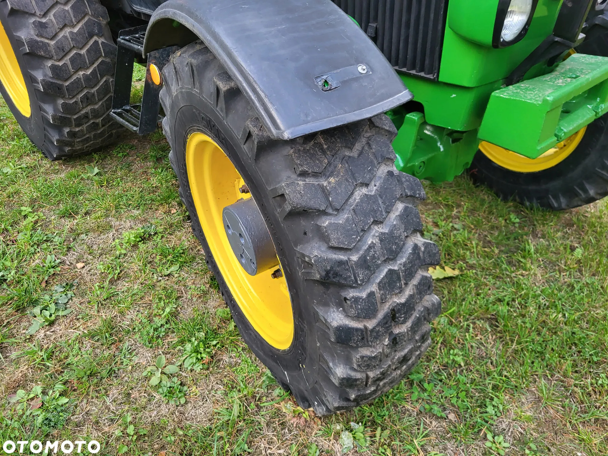 John Deere 1950 - 16