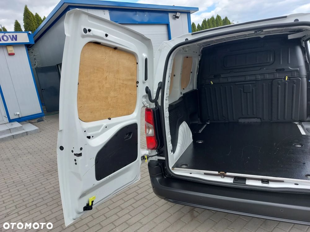 Opel Combo - 18