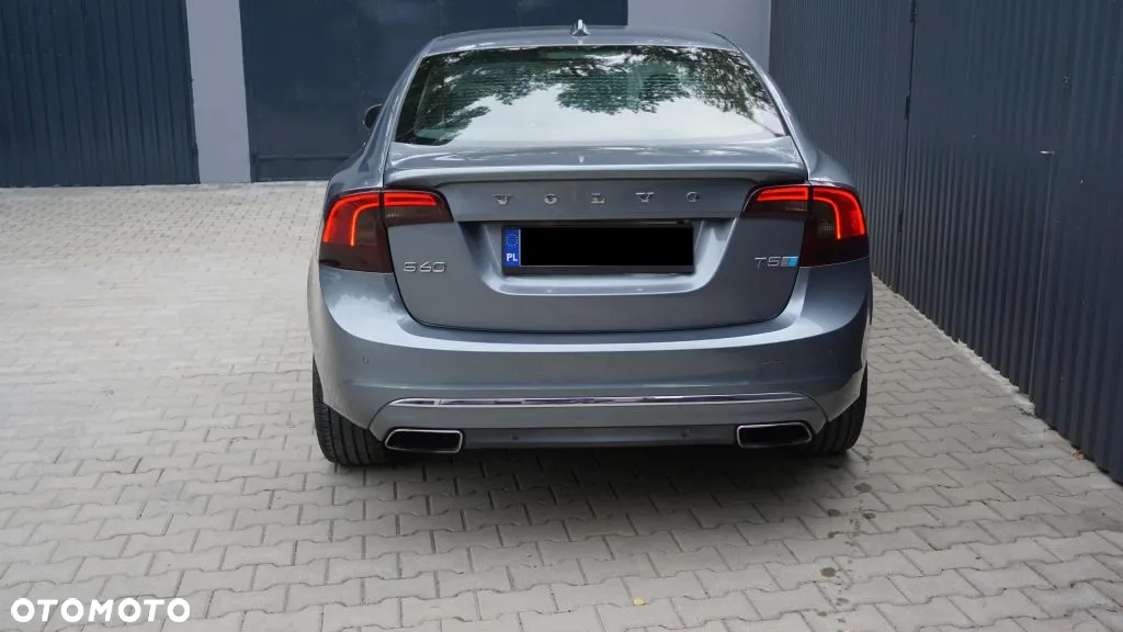 Volvo S60 2.5 T5 - 9