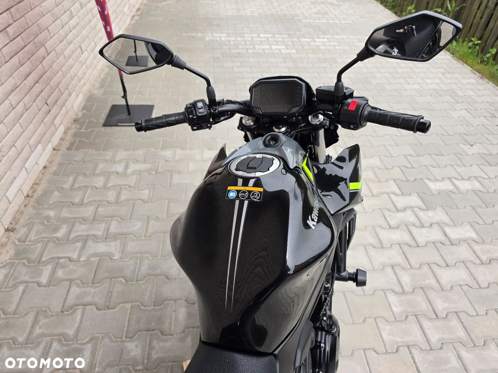 Kawasaki Z 650 - 16