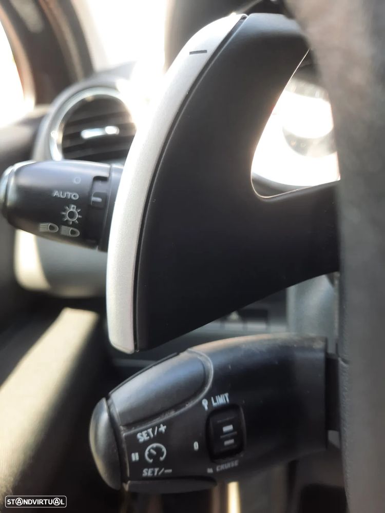 Peugeot 3008 1.6 e-HDi Active 2-Tronic - 6