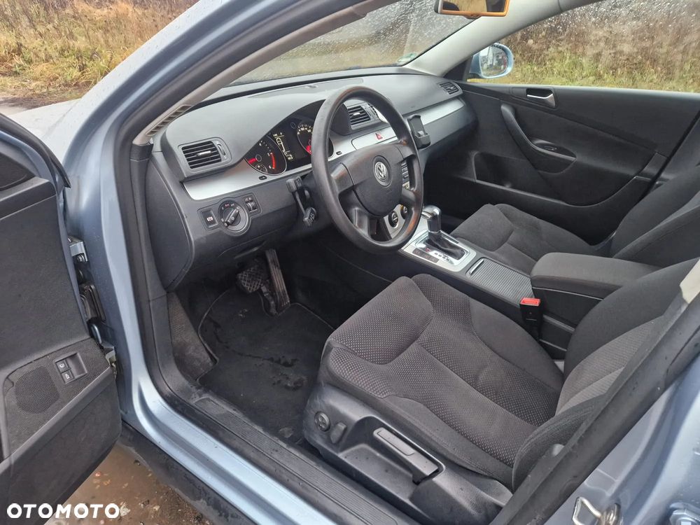 Volkswagen Passat 2.0 TDI DPF DSG Comfortline - 5