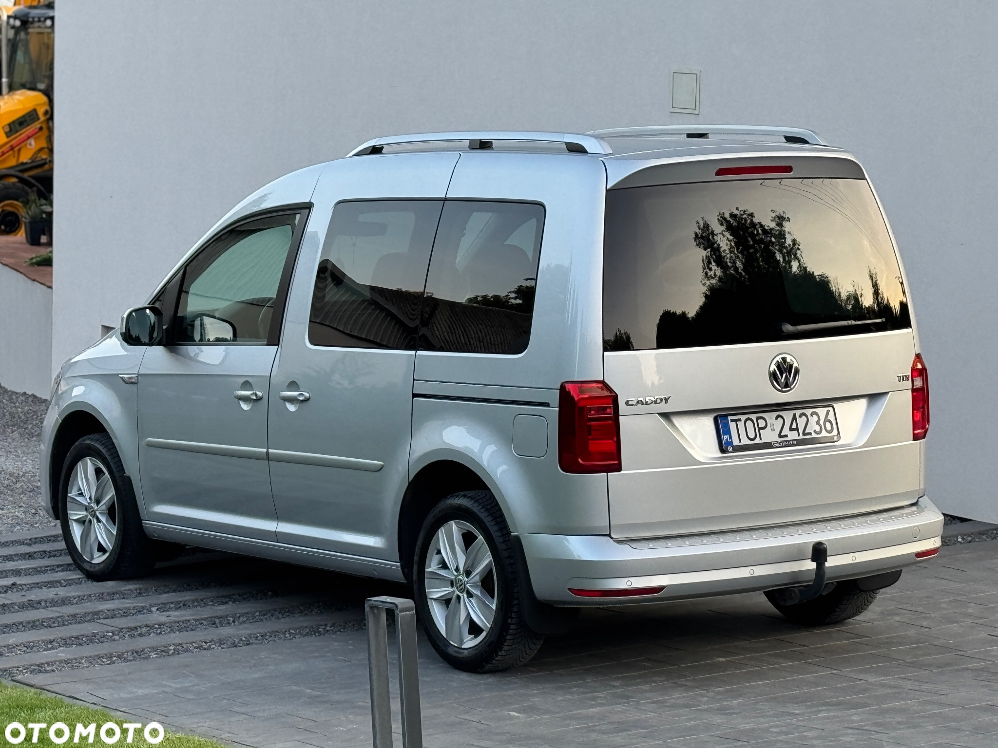 Volkswagen Caddy 2.0 TDI Comfortline - 2