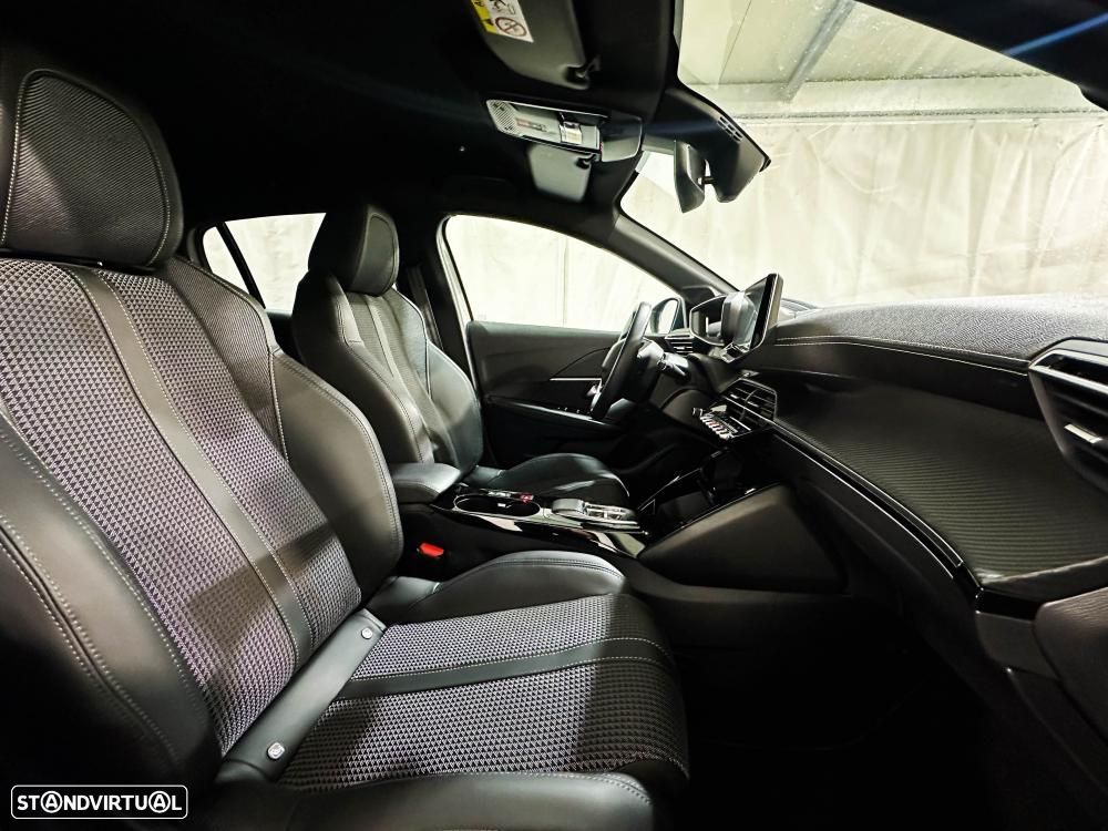 Peugeot e-208 50 kWh GT Pack - 27