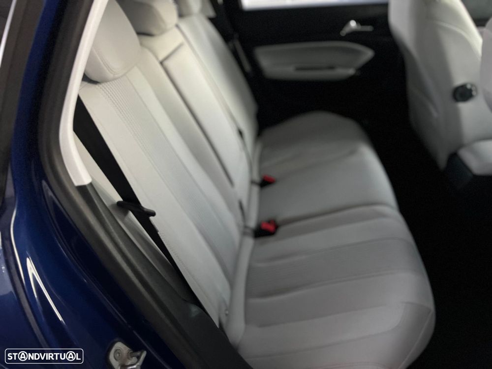 Peugeot 308 SW 1.5 BlueHDi Allure - 26