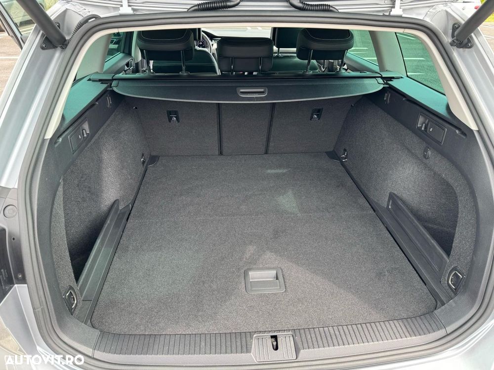 Volkswagen Passat 2.0 TDI DSG 4Motion Highline - 13