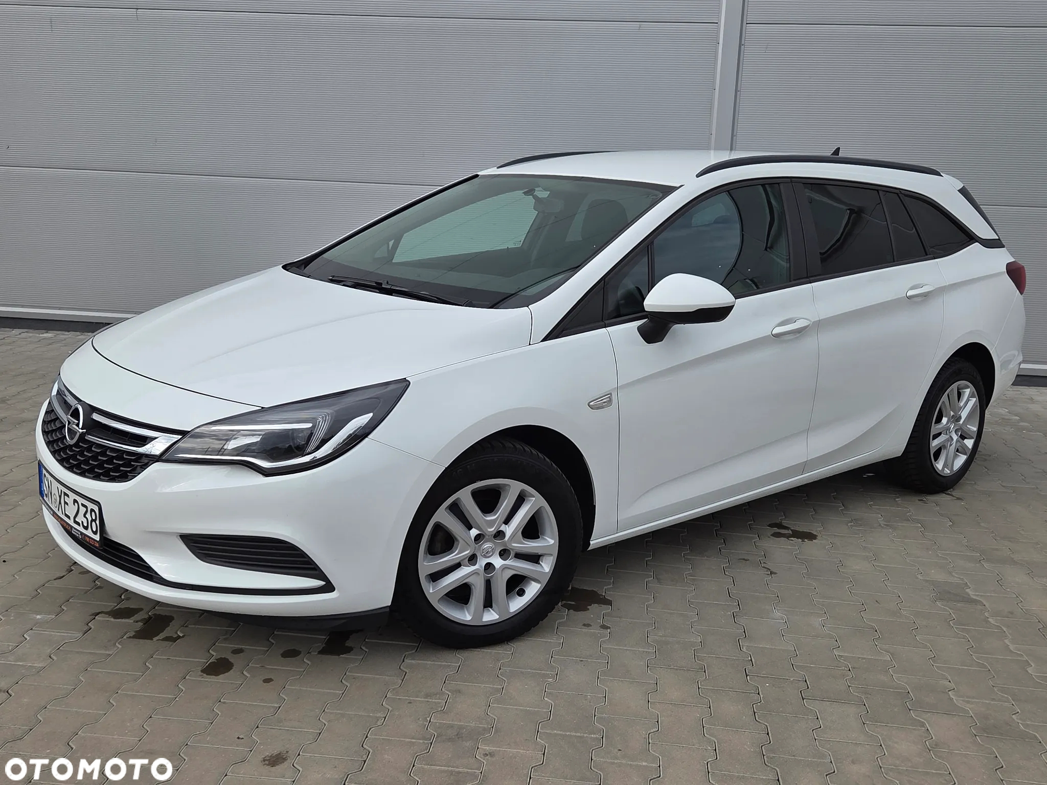 Opel Astra 1.6 D (CDTI) Sports Tourer Business - 2