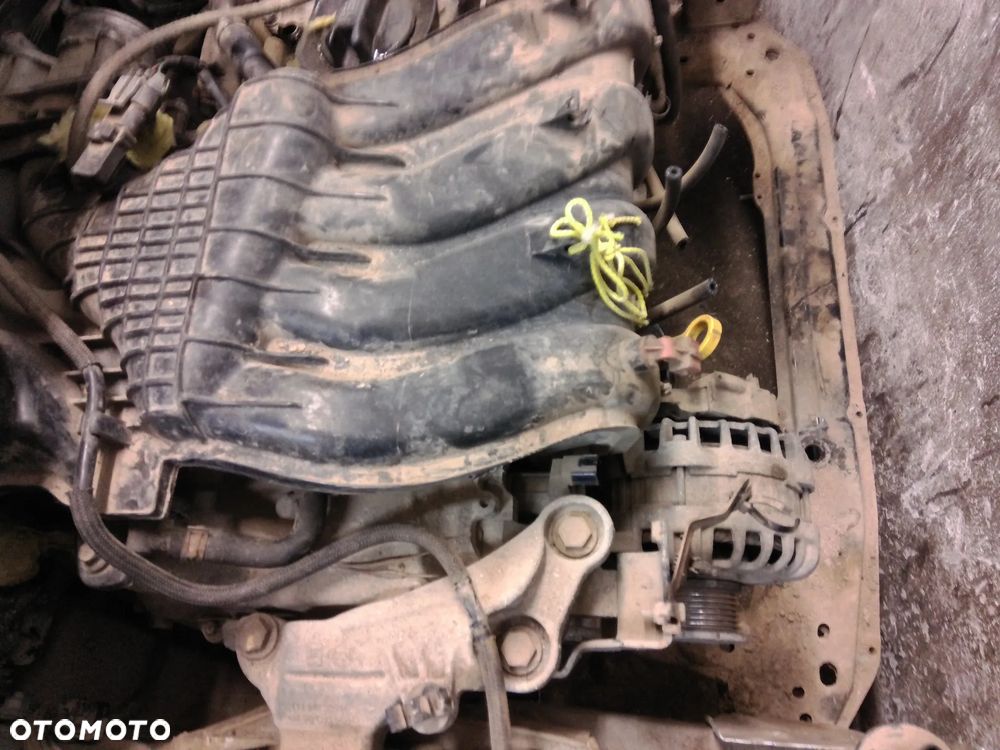 DACIA DOKKER LODGY DUSTER SILNIK 1,6 SCE TANIO DO REGENERACJI GLOWICA POLECAM INNE CZESCI PYTAC - 1