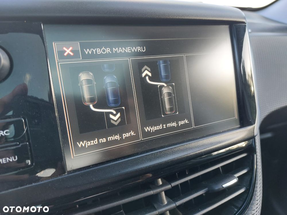 Peugeot 2008 PureTech 110 Stop&Start Allure - 22