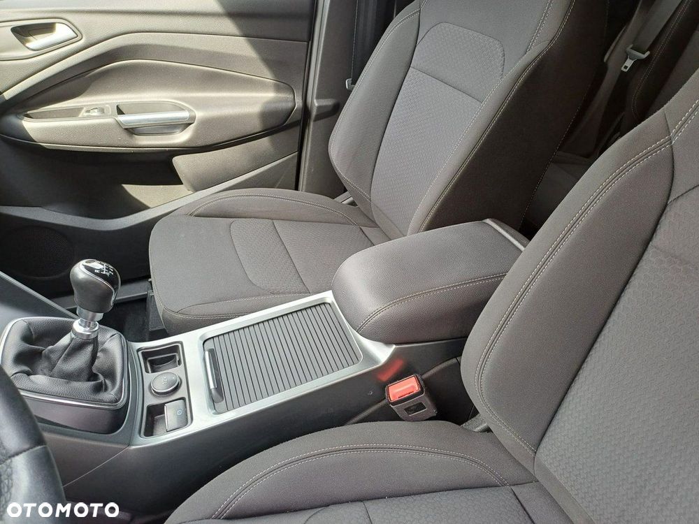 Ford Kuga 1.5 EcoBoost 2x4 Individual - 13