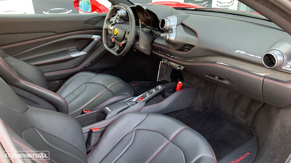 Ferrari F8 Tributo - 28