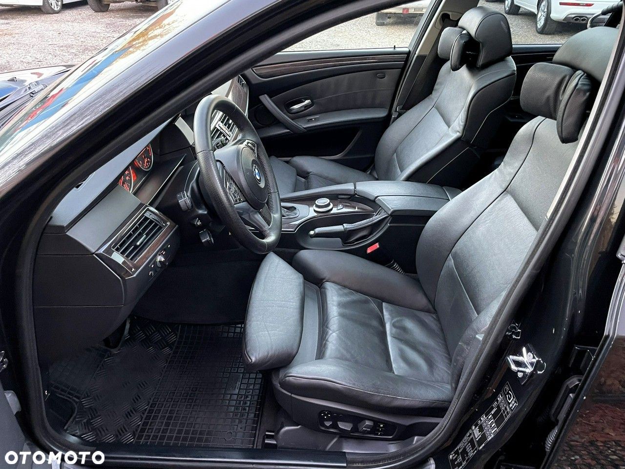 BMW Seria 5 520d Touring - 12