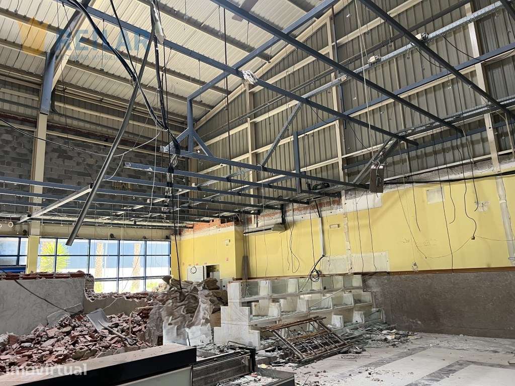 Vialonga - Armazém 800 m2 - Grande imagem: 2/7
