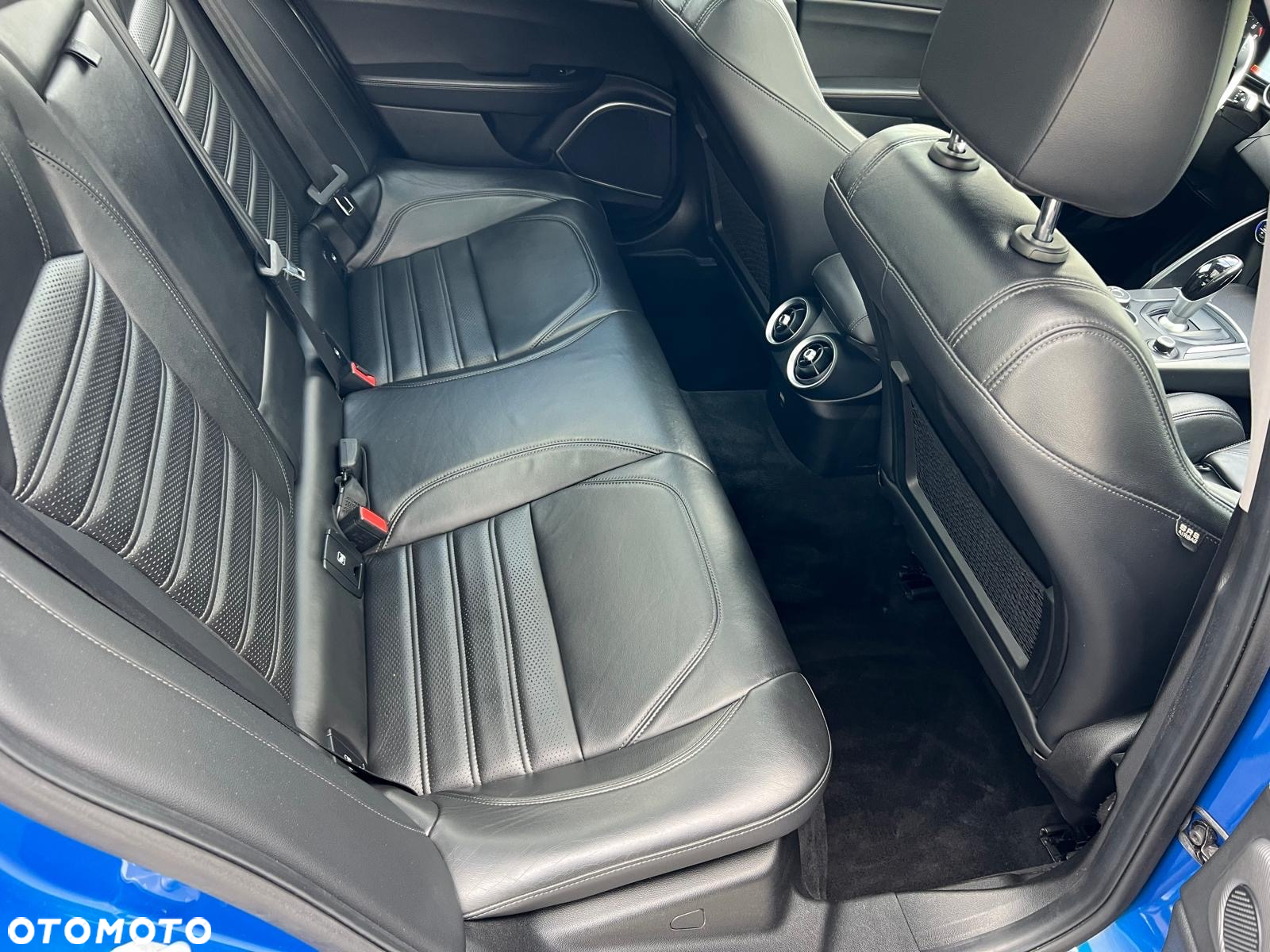 Alfa Romeo Giulia 2.0 Turbo 16V AT8 Veloce - 13