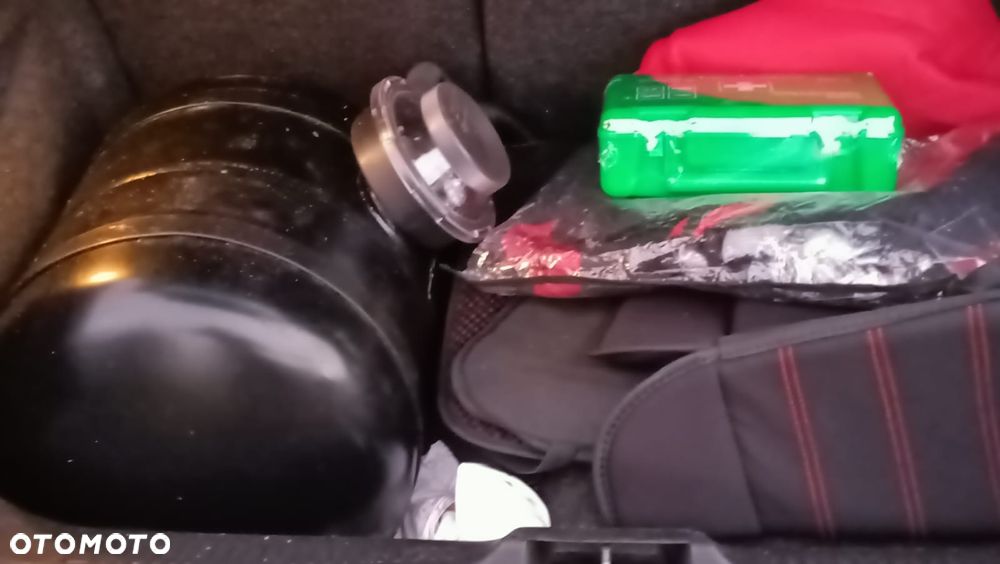 Renault Clio 1.2 16V 75 Collection - 18