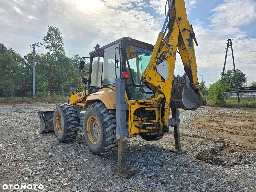 Massey Ferguson MF 900 * 5,700 mth * Krokodyl * Długi teleskop * Zamiana * Opony 80% * - 14
