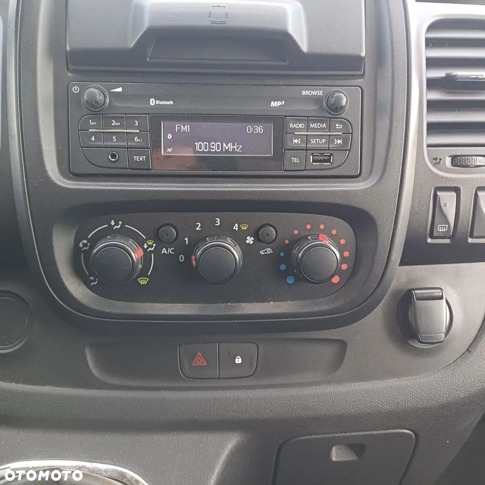 Renault Trafic - 17