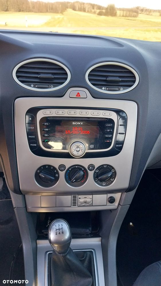 Ford Focus - 13