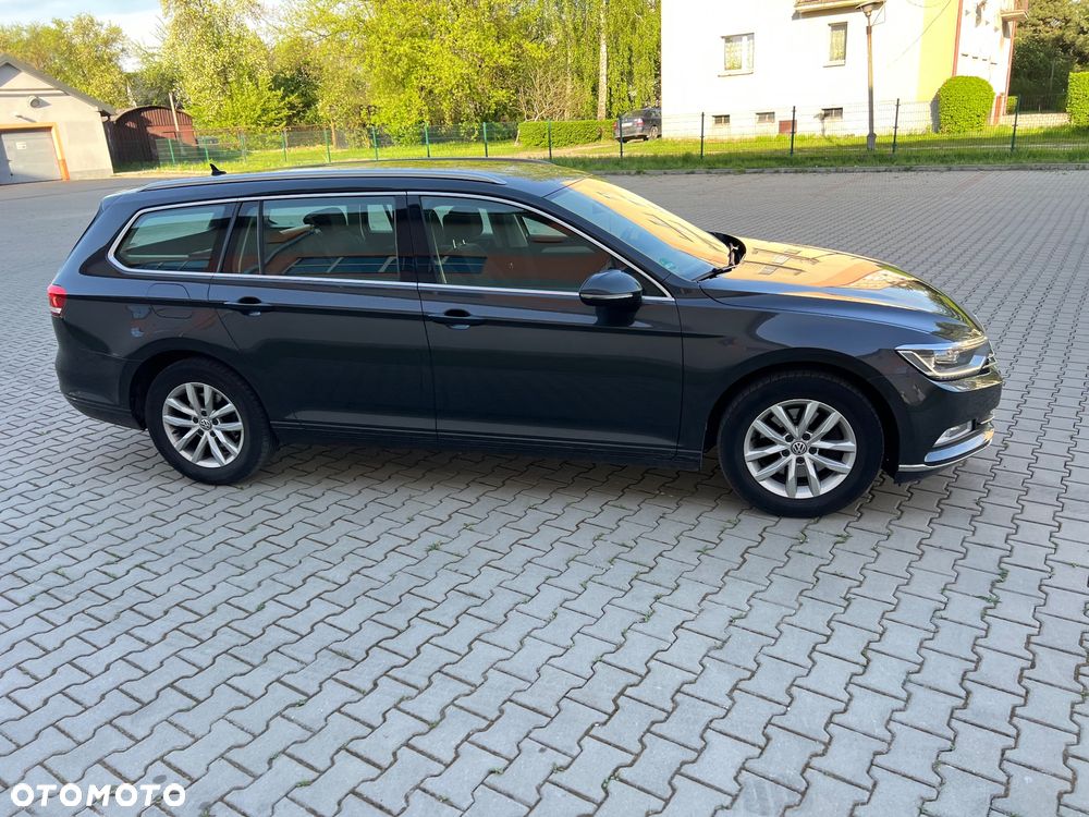 Volkswagen Passat 2.0 TDI (BlueMotion Technology) DSG Highline - 5