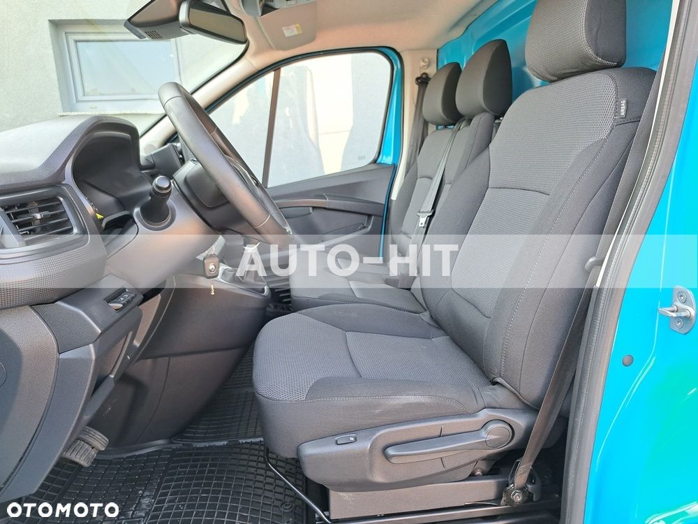 Renault Trafic - 19