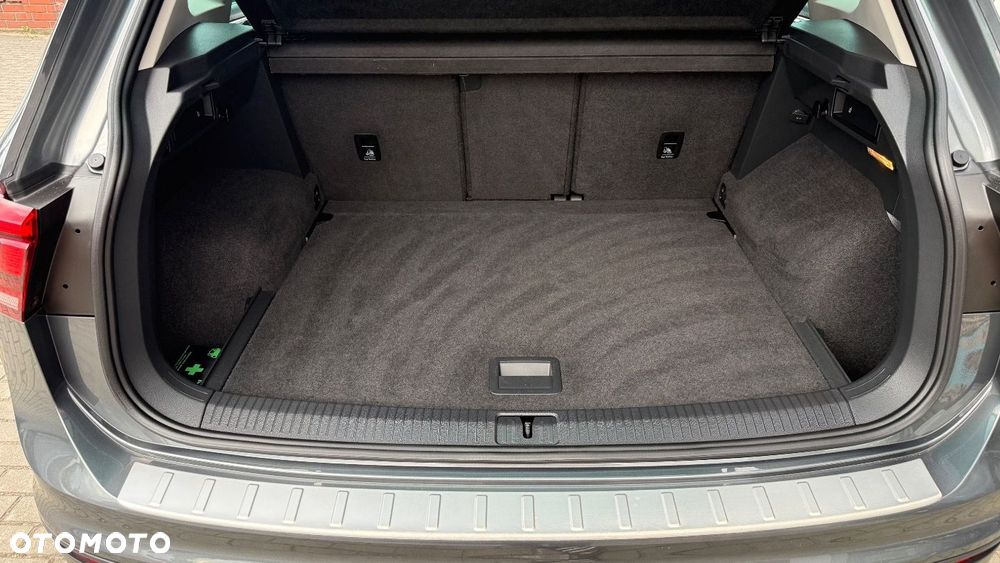Volkswagen Tiguan - 17