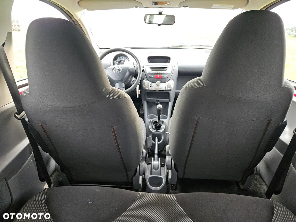 Toyota Aygo City - 8