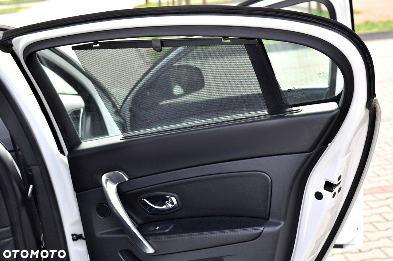 Renault Latitude 2.0 dCi Privilege - 15
