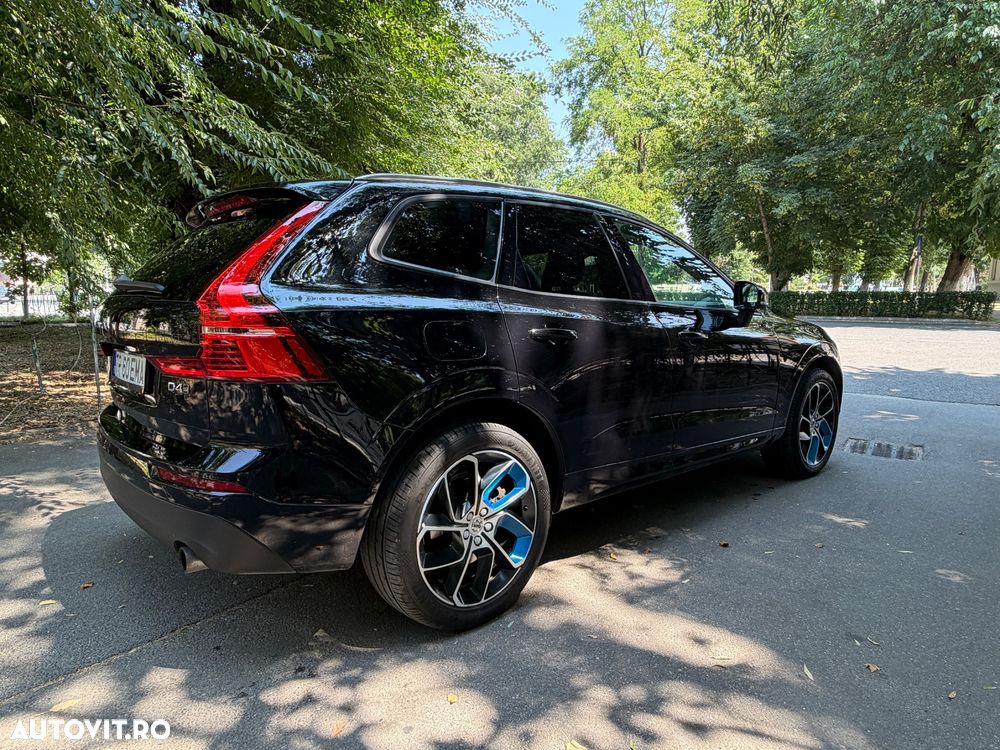 Volvo XC 60 D4 AWD Momentum - 4