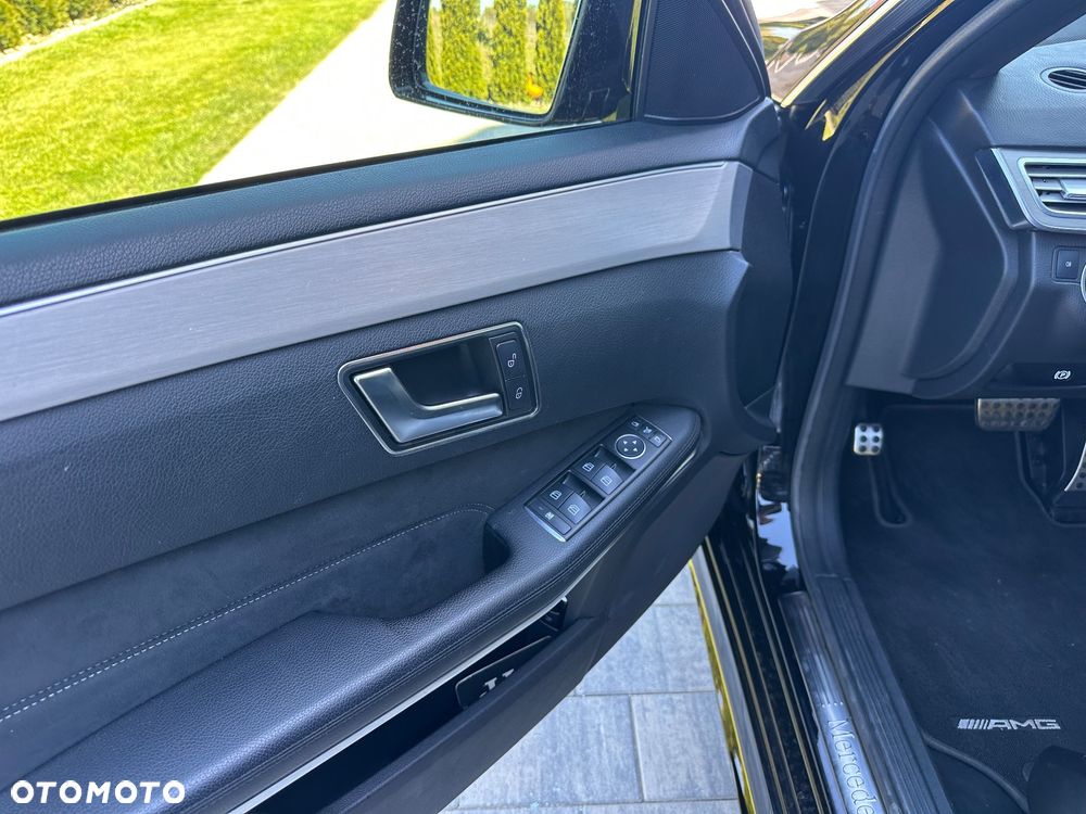Mercedes-Benz Klasa E 250 CDI 4-Matic BlueEff Avantgarde - 30
